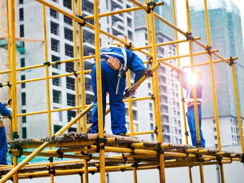 commercial-scaffolding-1