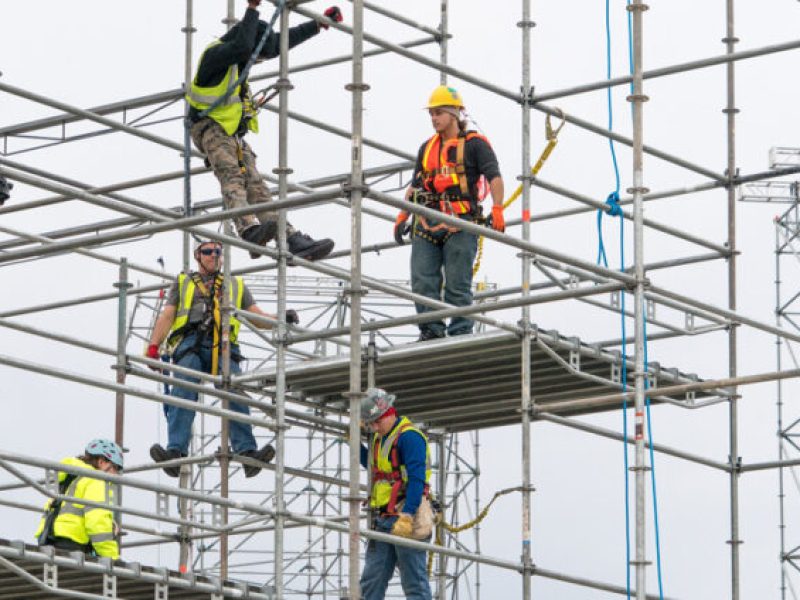 commercial-scaffolding-840x424